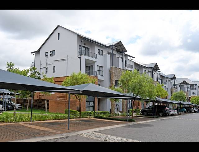 1 BEDROOM APARTMENT FOR SALE IN MODDERFONTEIN